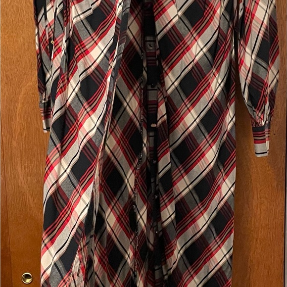 Dress - Picture 2 of 3